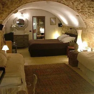 Frühstückspension La Villageoise, Troglodyte Pitoresque Au Coeur Du Village